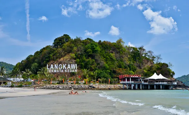 Pantai-Cenang